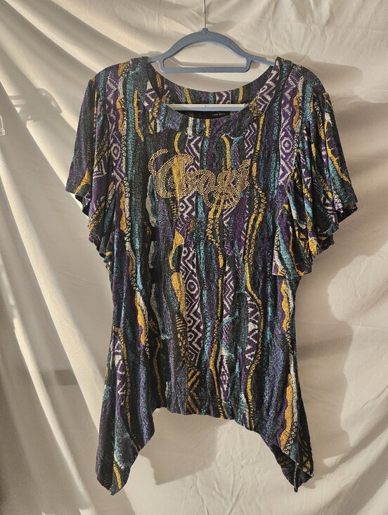 COOGI Tops - Vintage Coogi Women’s Rhinestone Logo Top Lg Y2K 90s Multicolor Abstract